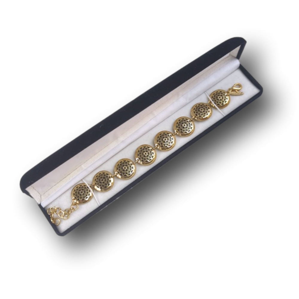 Tupperware emblem sales award bracelet